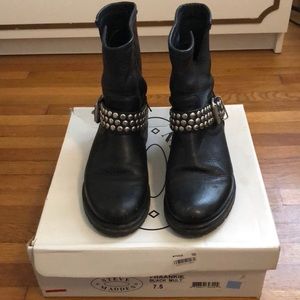 Steve Madden Fraankie Boots